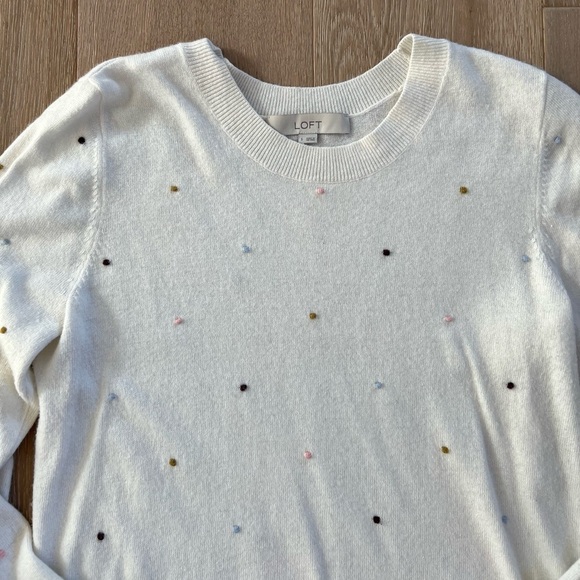 Loft Embroidered Polka Dot Cream Crew Neck Sweater Womens Size Small - Picture 5 of 11